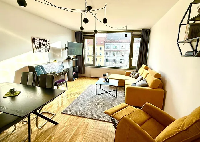 River Diamond Apartment