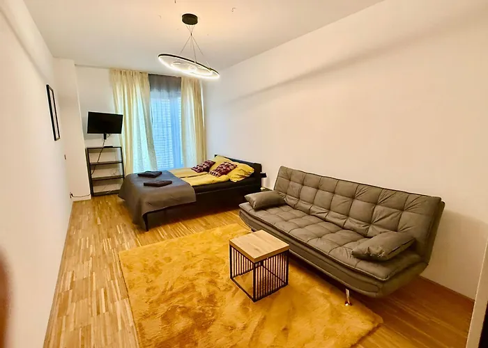 River Diamond * Πράγα