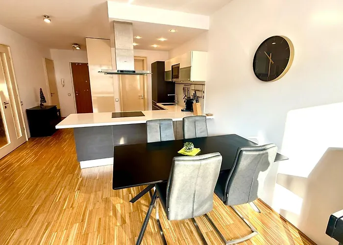 River Diamond 公寓 布拉格